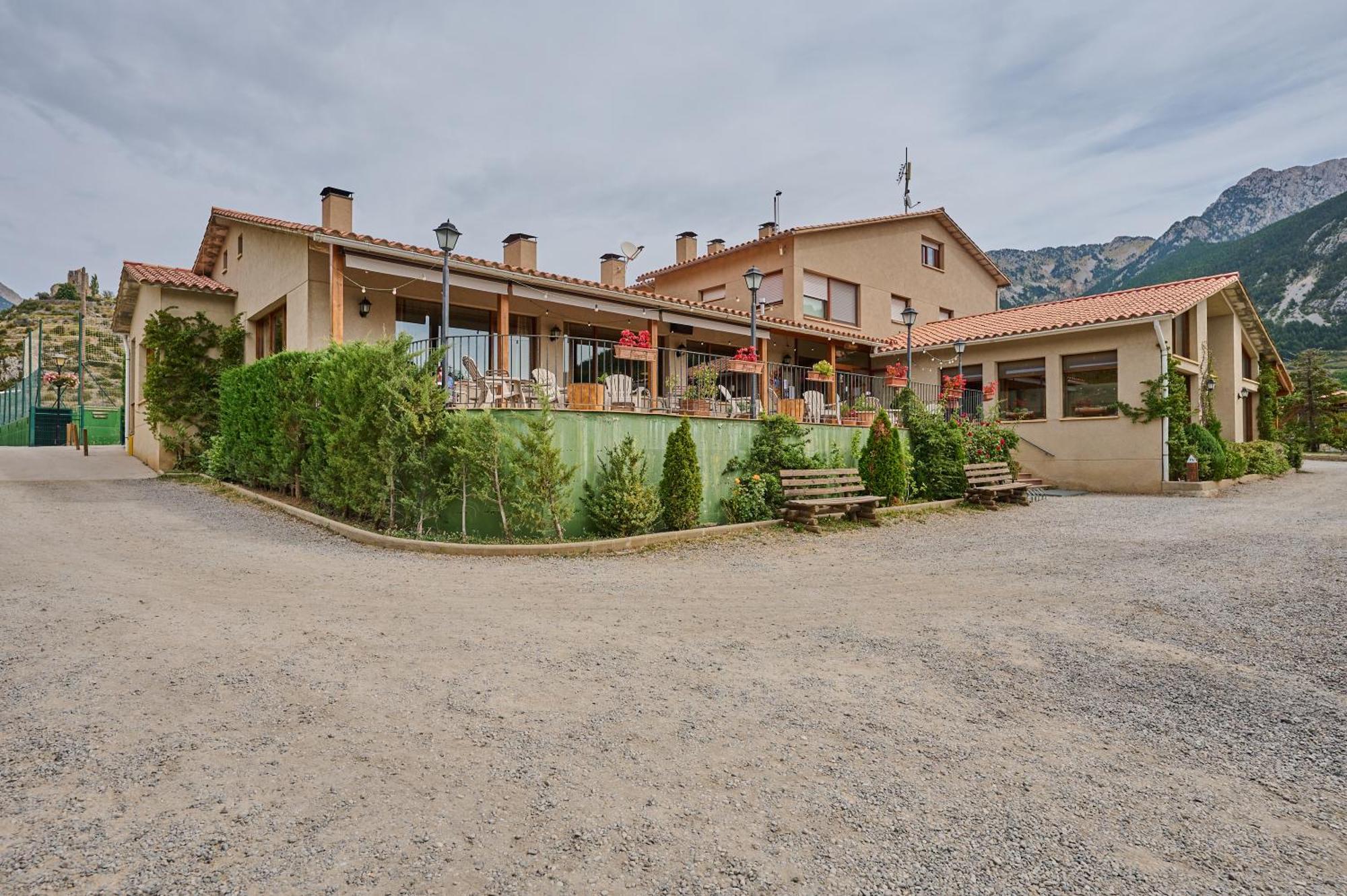 Camping Cadi Vacances & Spa Gósol Buitenkant foto