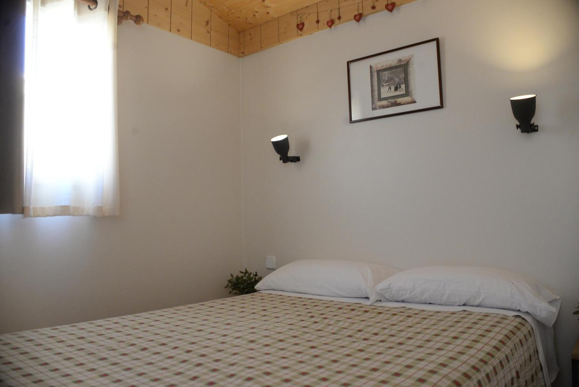 Camping Cadi Vacances & Spa Gósol Kamer foto